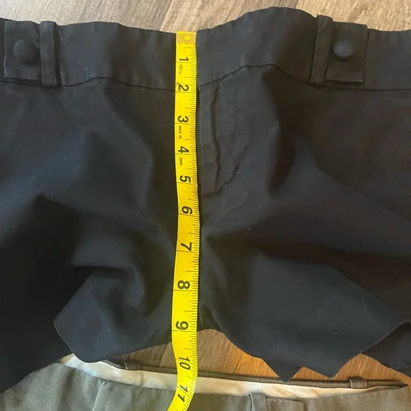 Banana Republic Bundle Classic Chino Shorts SZ 8 & 10 (7pair) - Picture 11 of 16